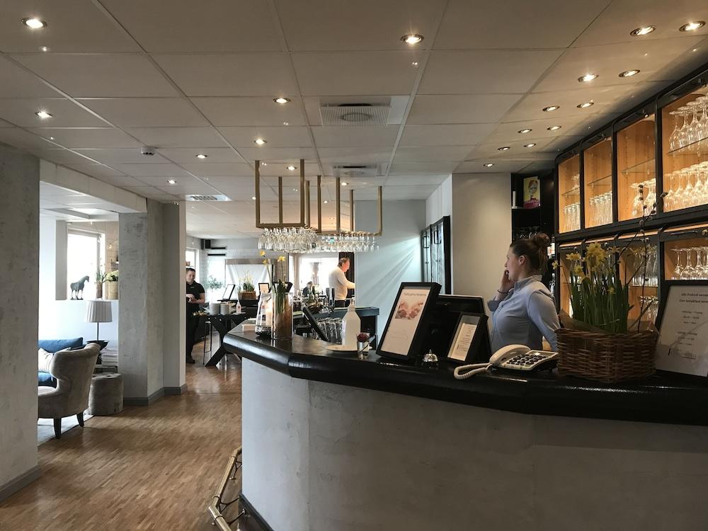 Mjoelby Stadshotell Εξωτερικό φωτογραφία